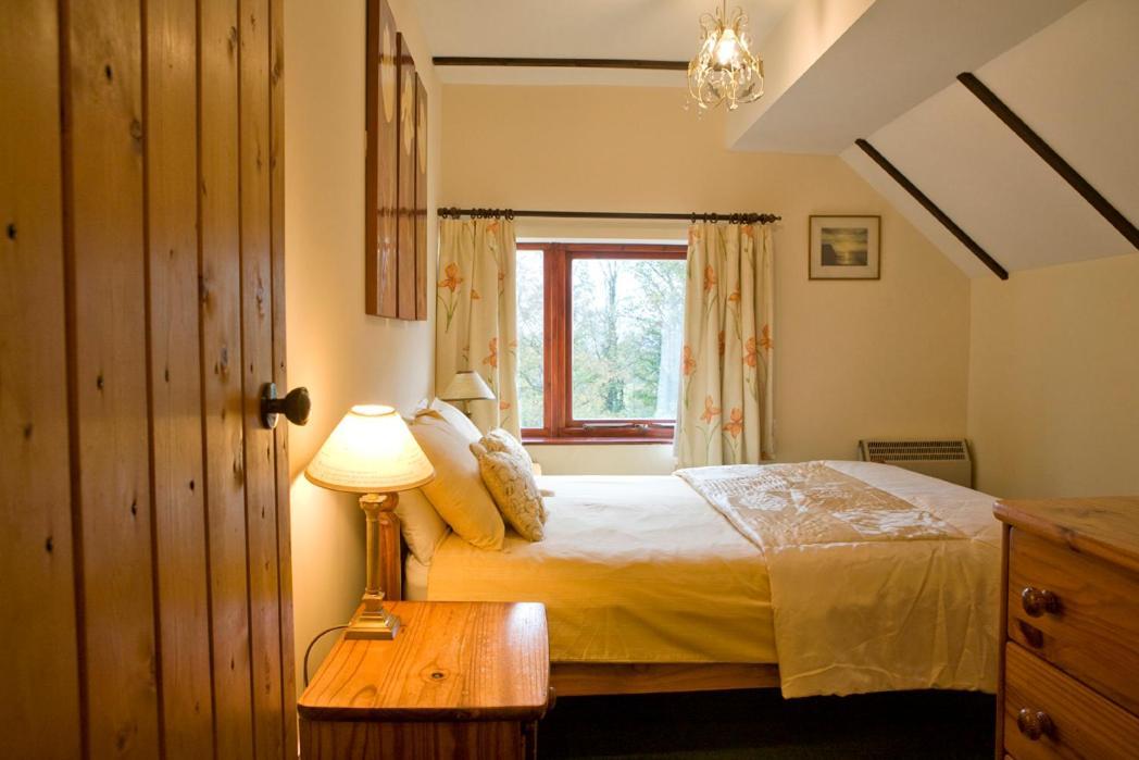 Windrush Cottage, Seven Springs Cottages เชลเทนแฮม ภายนอก รูปภาพ